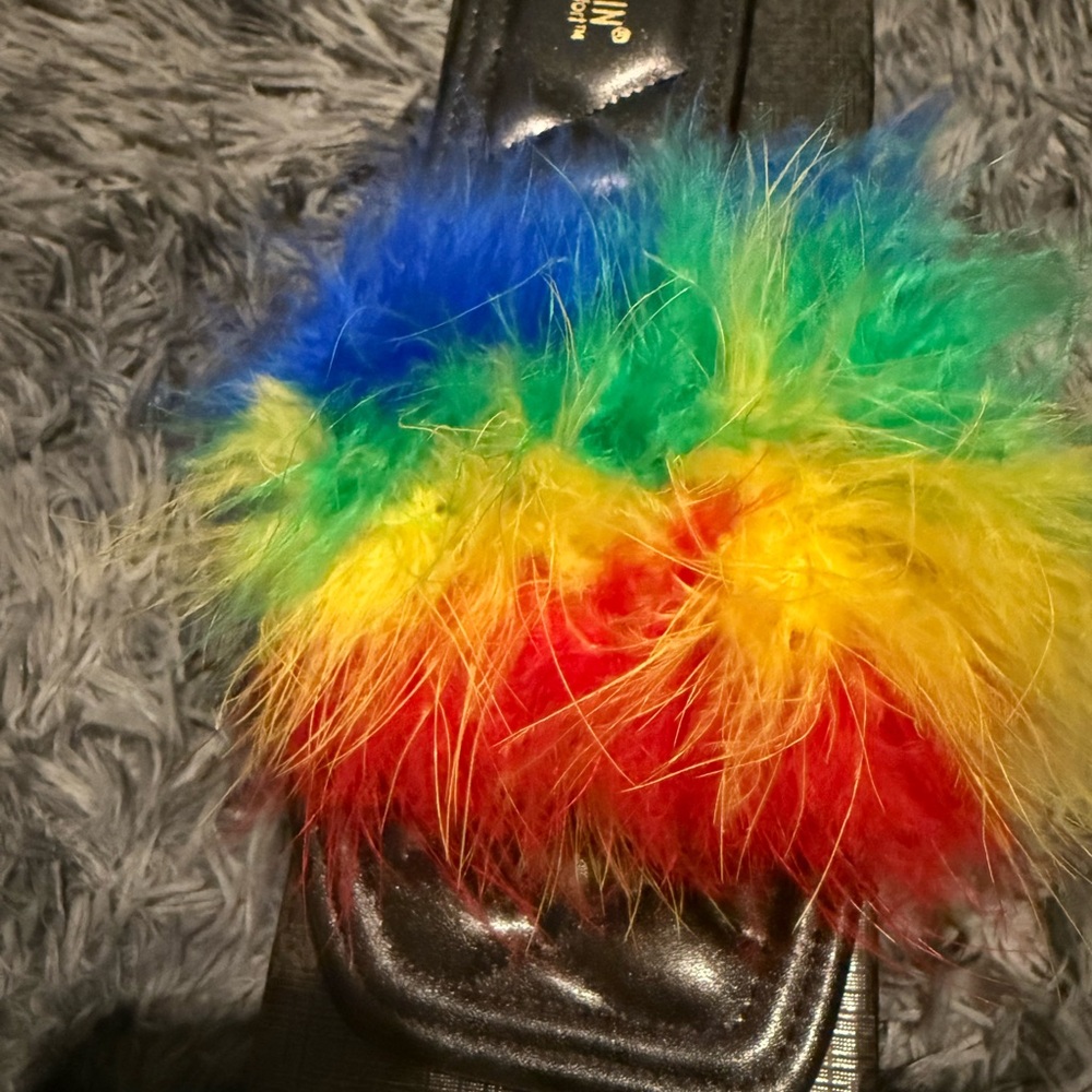 Colorful Feathered Sandals